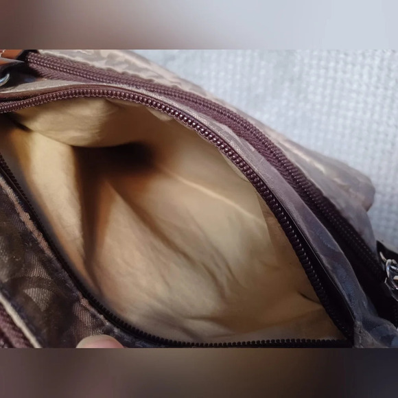 A Giani Bernini Crossbody Bag with Coin Purse - Picture 7 of 12